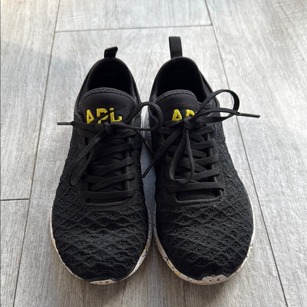 APL Techloom Phantom Soul Cycle Black Sneakers Size 7